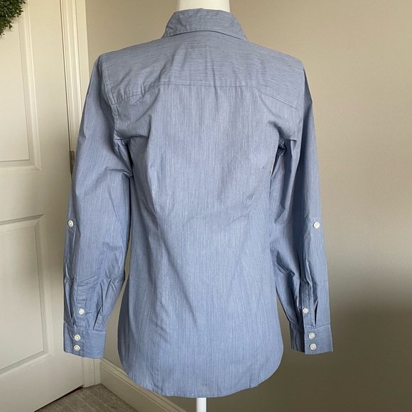 VAN HEUSEN Blue Button Down Shirt, Blue Shirt, Woven, Pleats, size XS - Picture 3 of 12